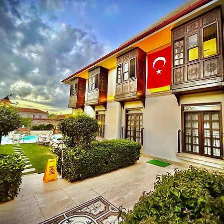 Livia Garden Hotel 塞尔丘克 外观 照片